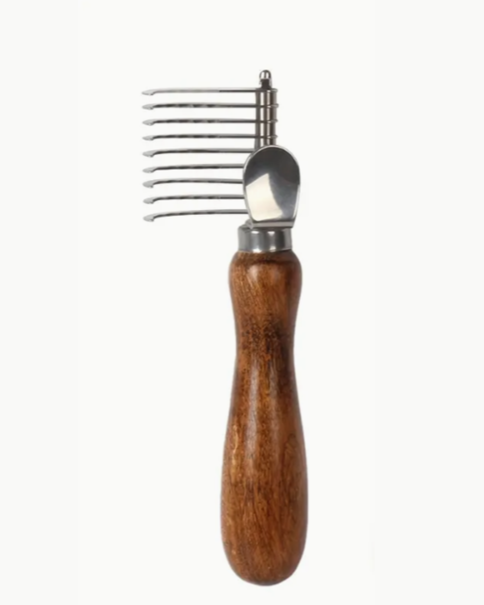 La brosse démêlante avec lames de métal