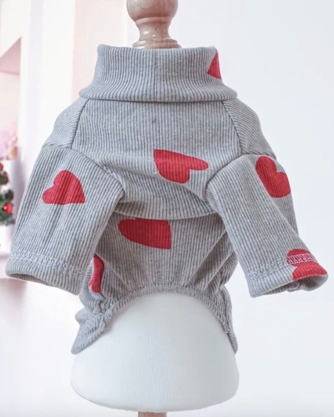 The heart sweater